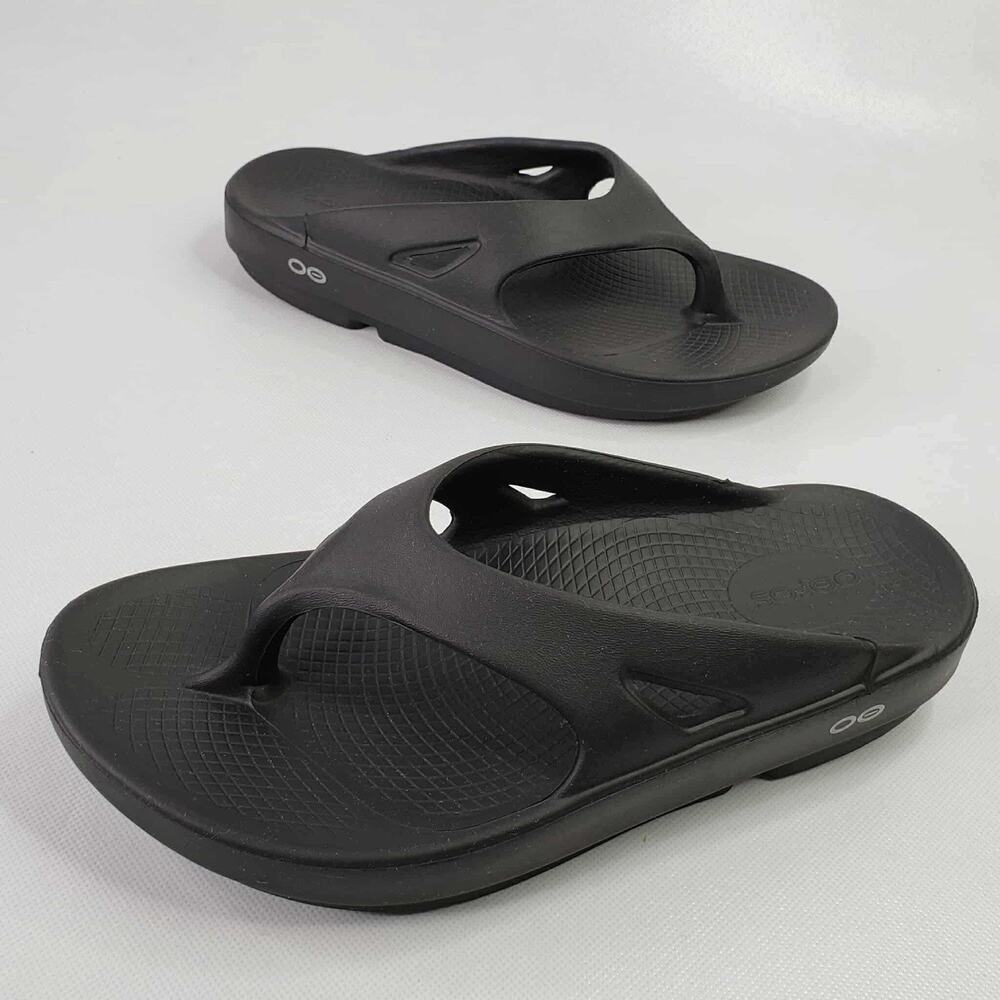 OOFOS Original Recovery Comfort Thong Flip Flop Sandal Black Women 7 Men 5